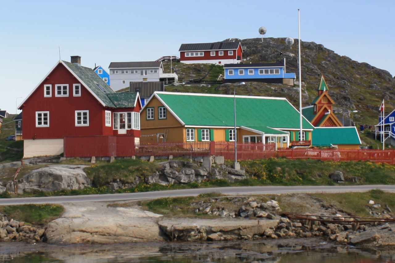 Från Sverige till Paamiut, Grönland